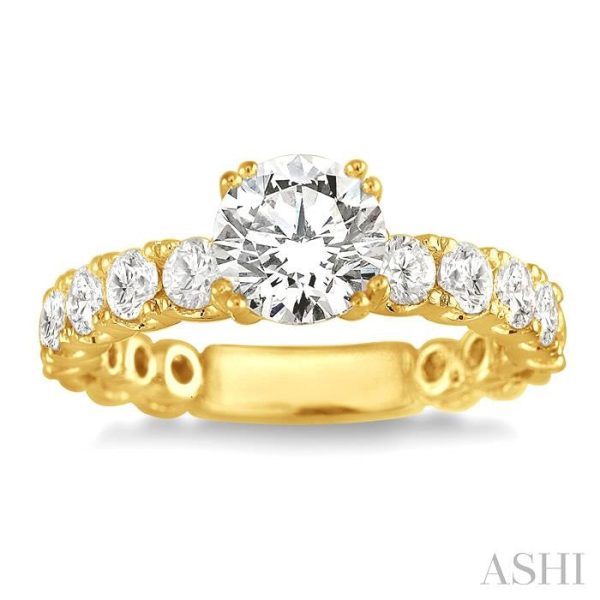 1 3 4 Ctw Diamond Engagement Ring with 3 4 Ct Round Cut Center Stone in 14K Yellow Gold on Sale