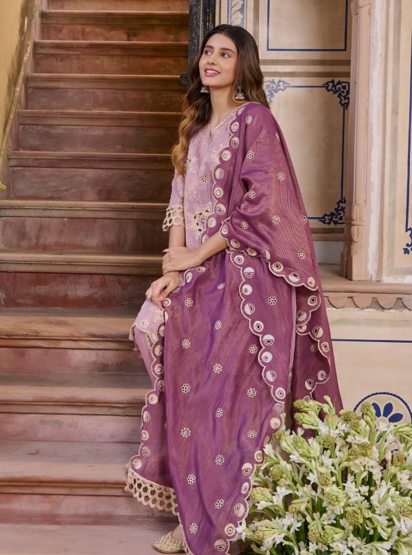 Mulmul Banarsi Magan Lilac Kurta with Mulmul Banarsi Magan Lilac Dhoti Pant For Sale