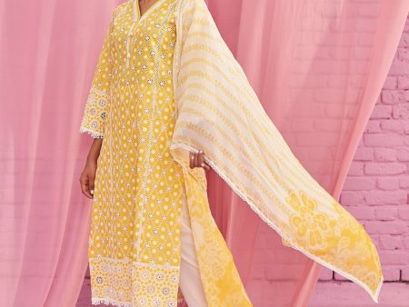 Mulmul Cotton Asti Yellow Kurta With Mulmul Cotton Saanjh White Pant Online now