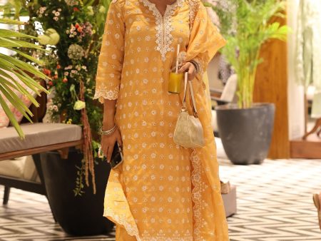 Mulmul Chanderi Miri Orange Kurta With Mulmul Chanderi Miri Orange Pant Online Sale