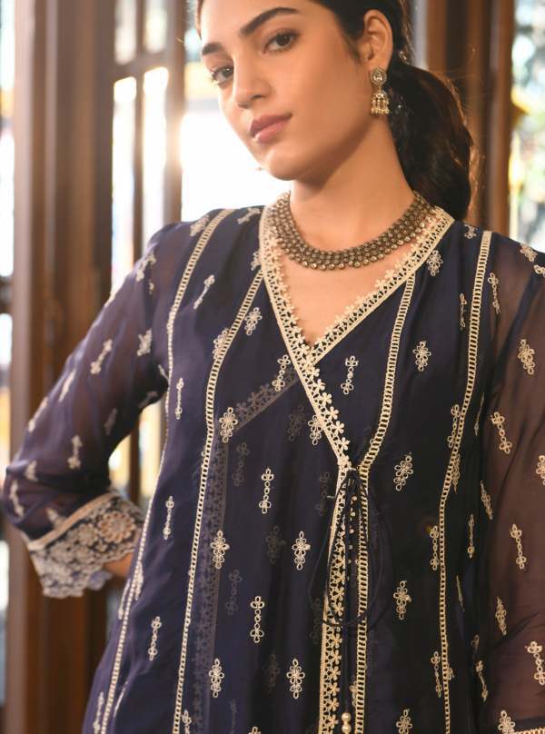 Mulmul Organza Vashti Navy Kurta With Mulmul Cotton Vashti Navy Pant For Sale