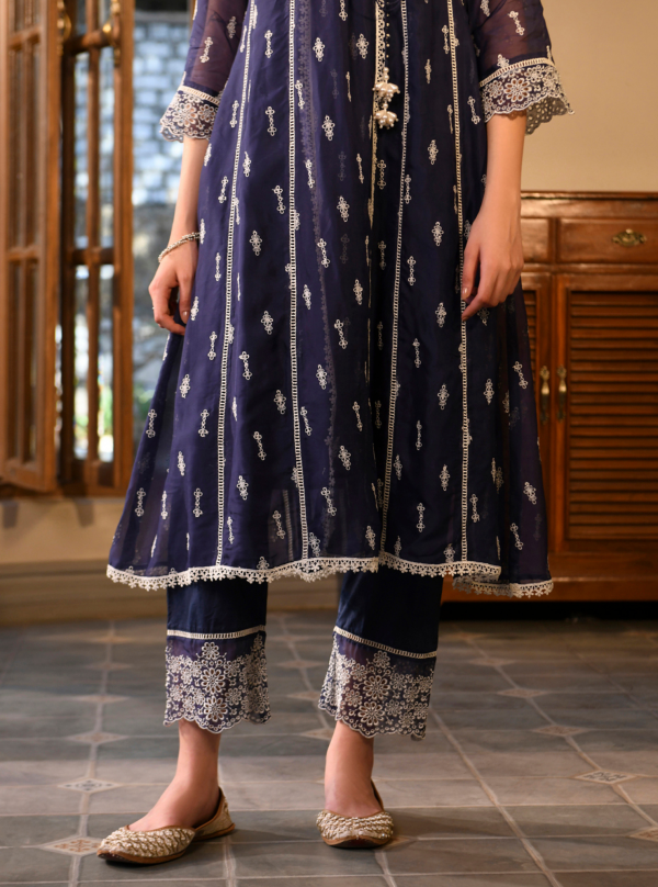 Mulmul Organza Vashti Navy Kurta With Mulmul Cotton Vashti Navy Pant For Sale