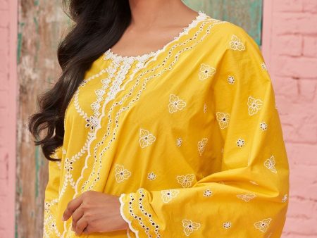 Mulmul Cotton Aashay Yellow Kurta With Mulmul Cotton Aashvi White Pant Discount