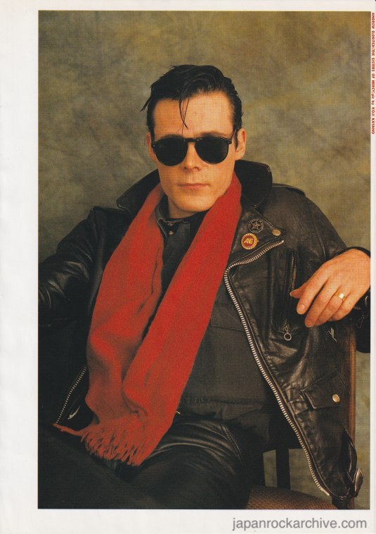 The Sisters Of Mercy 1991 04 Japanese music press cutting clipping - photo pinup -Andrew Eldritch in leather coat and sunglasses For Discount